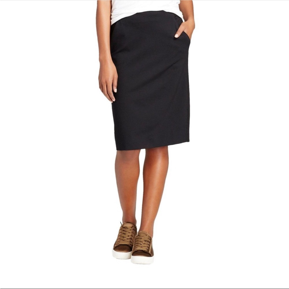 Pencil Skirt-Black